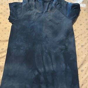 Lululemon swiftly tech Women's Blue Tie-Dye Top